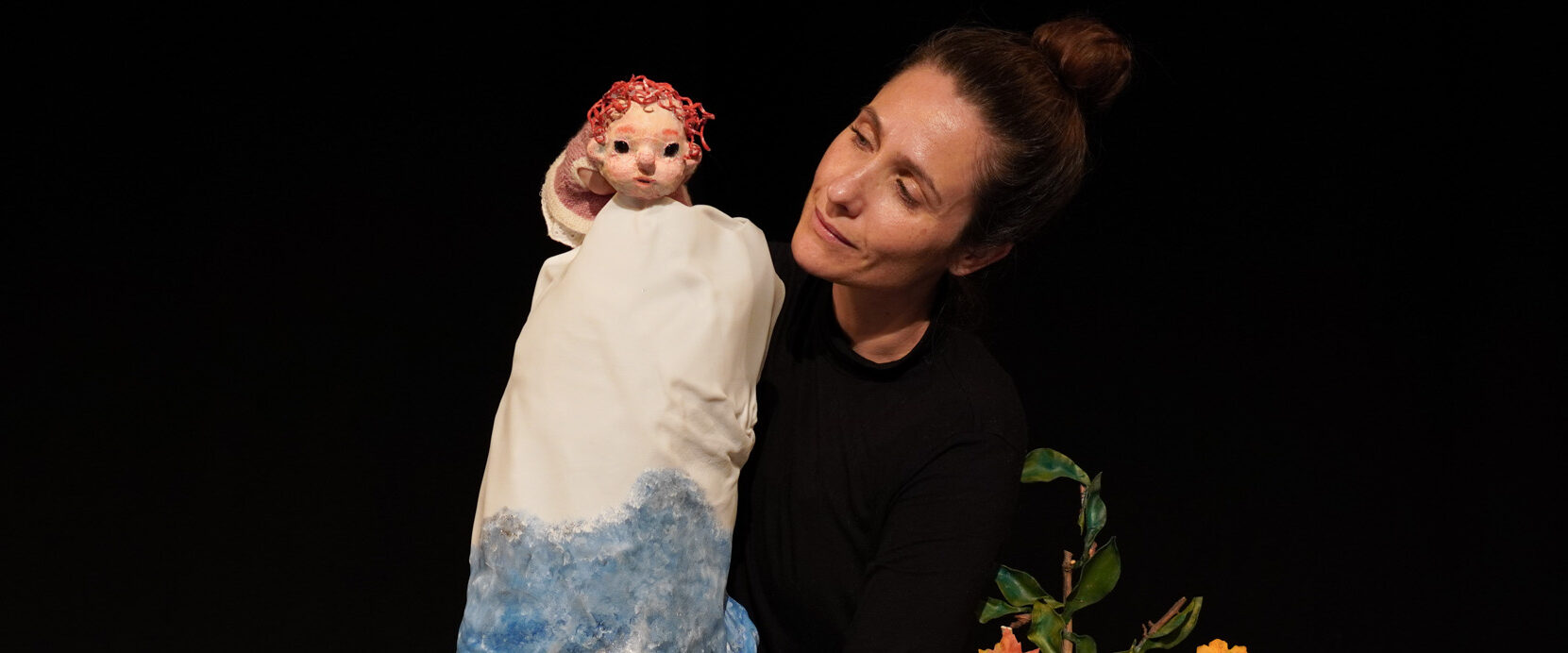 A warm and musical puppet show for the little ones
